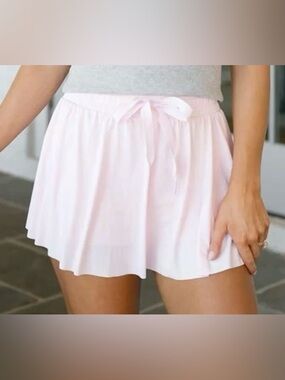 Light pink active skort